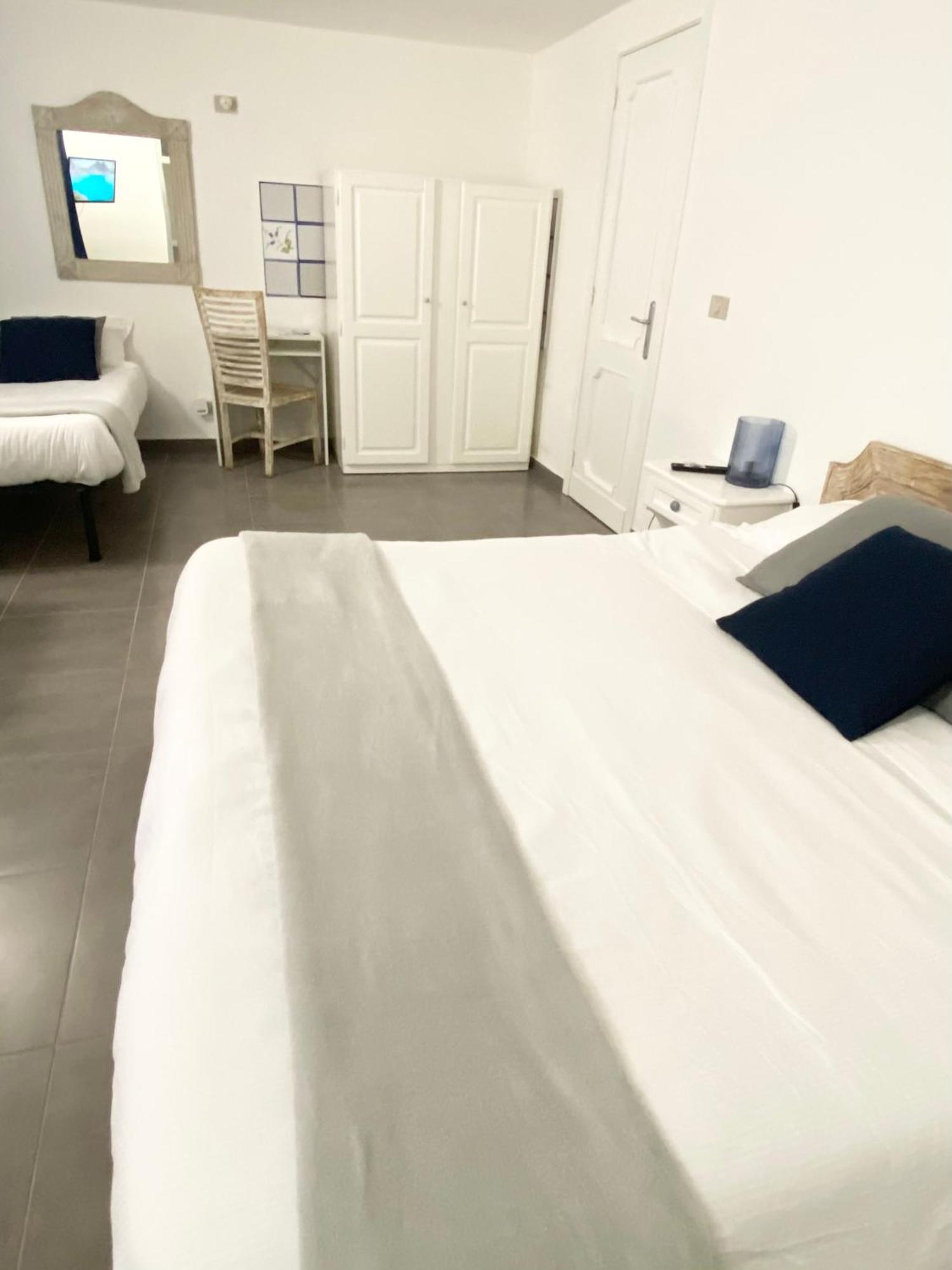 Cala Reale Rooms Marinella Marinella  Bagian luar foto