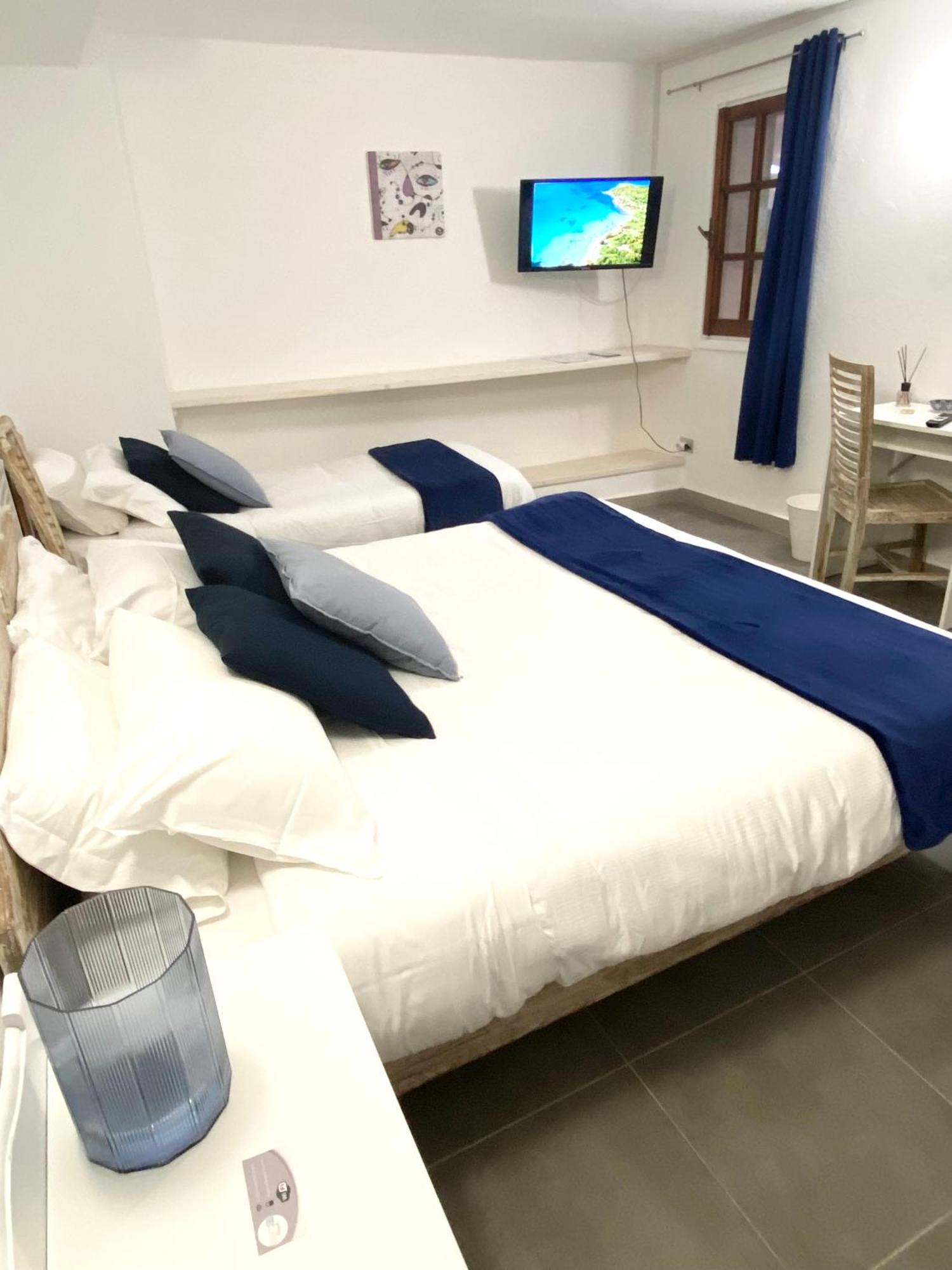 Cala Reale Rooms Marinella Marinella  Bagian luar foto